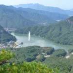 맑은날-명성산과-산정호수의-모습