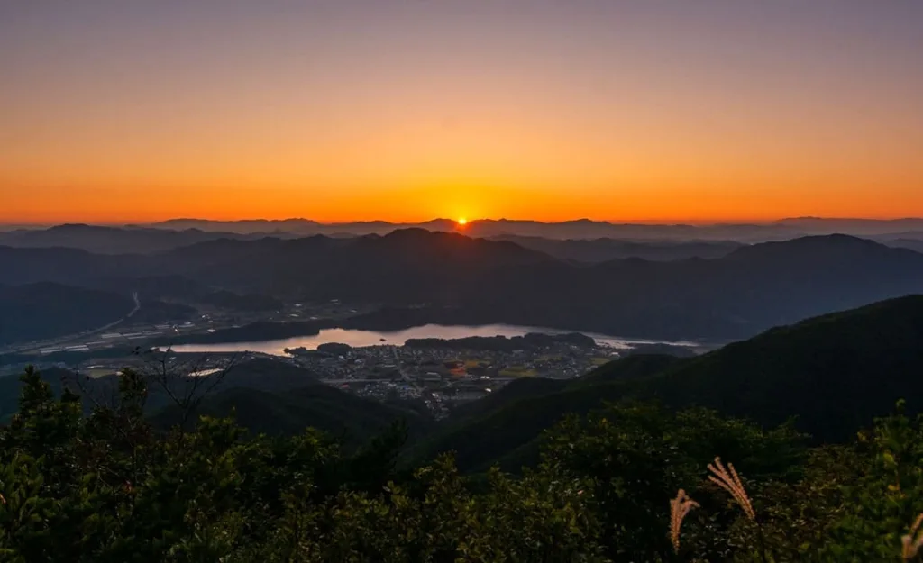 모악산-정상에서-바라본-일출