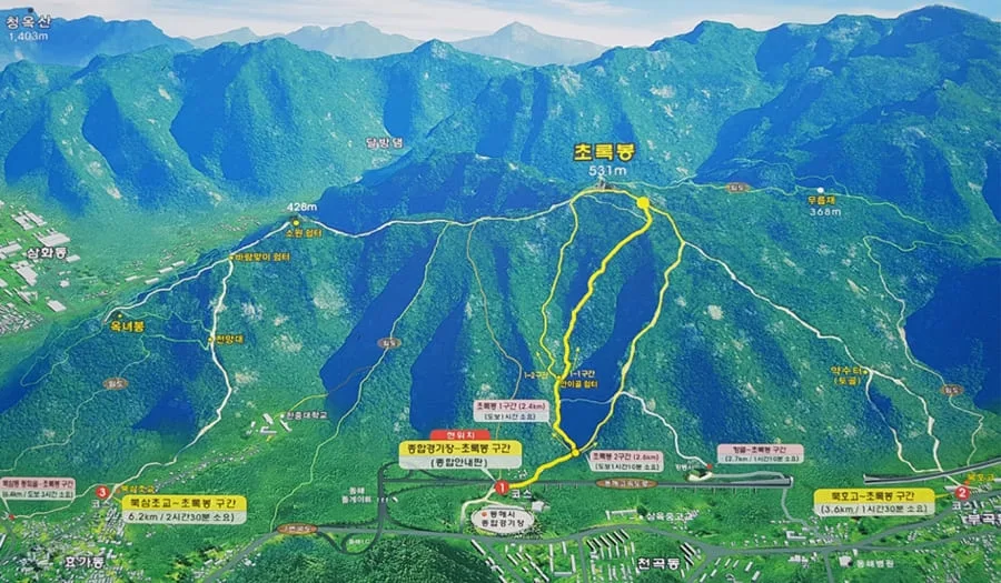 초록봉-등산코스-및-기점이-지도에-그려져-있다.